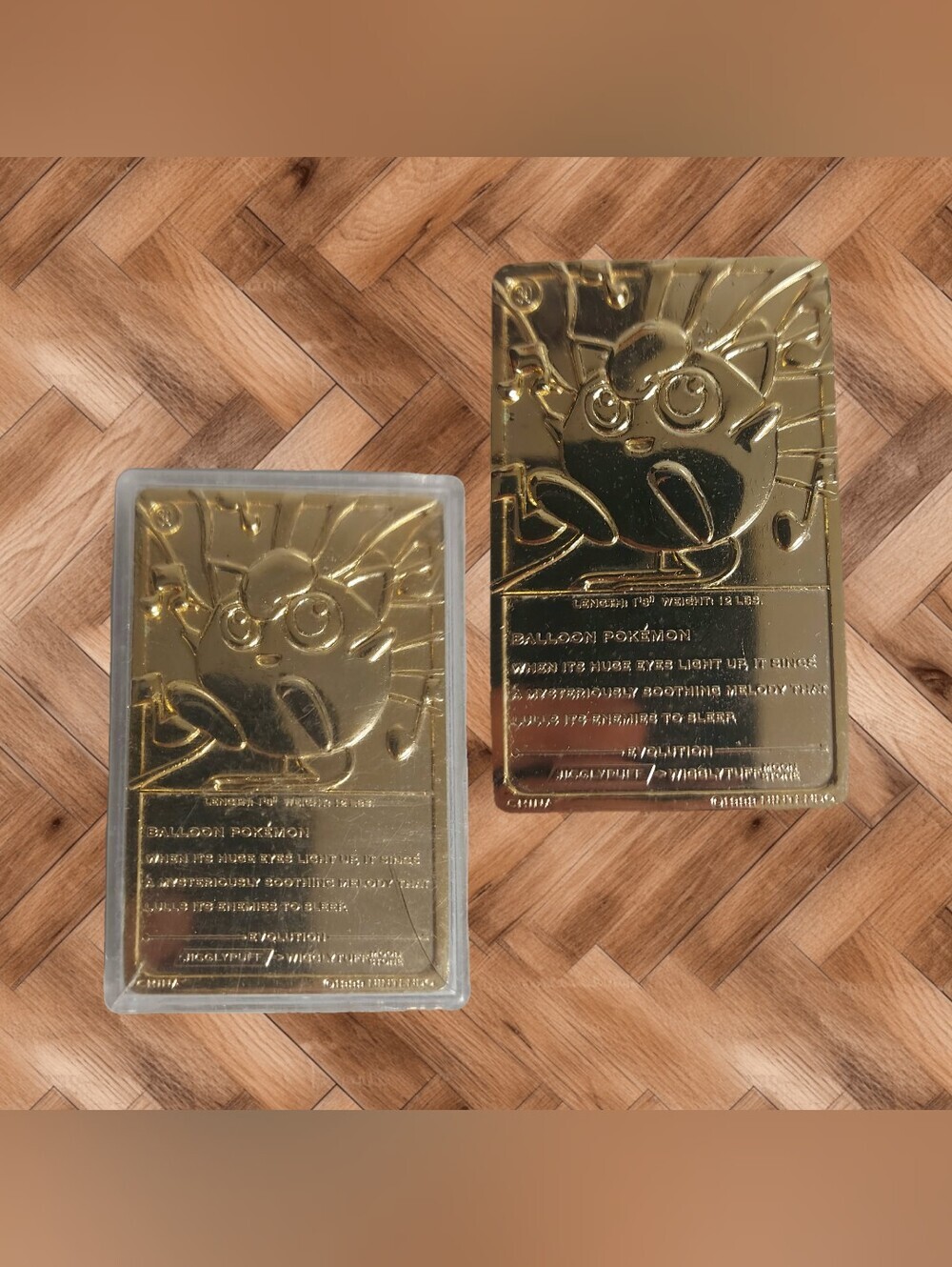 Vintage 1999 Nintendo Gold Metal Jigglypuff Pokémon Card Collectible